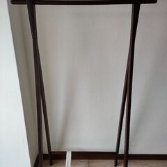 ハンガーラックの画像