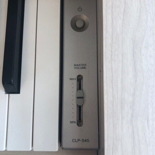 ピアノ　電子ピアノ　clavinova CLP-545 ヤマハ