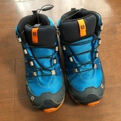 サロモン　登山靴19センチ