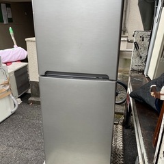 大宇電子ゆったり使える67リットル大容量冷凍室。冷蔵庫243L　...