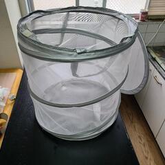 IKEA折り畳みランドリーボックス