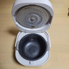炊飯器の画像