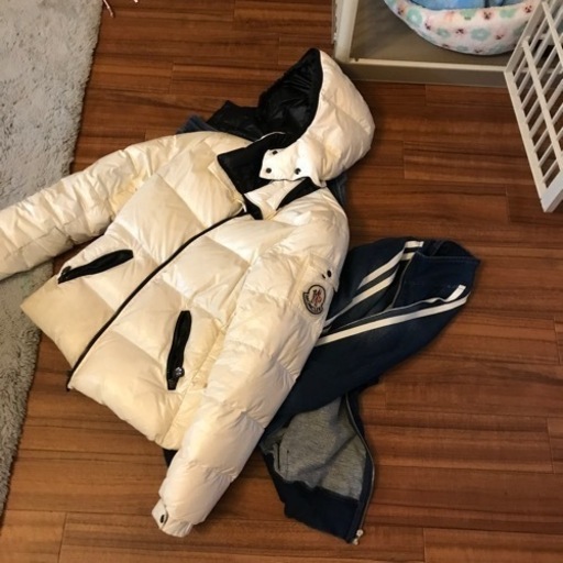 モンクレール　レディース　正規品　売り切れました