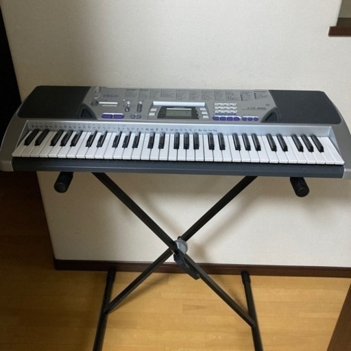 早い物勝ち❗️値下げ【ほぼ未使用】カシオ電子ピアノキーボード　折りたたみ脚付き