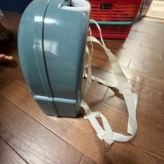 持ち運び可能なツールボックスの画像
