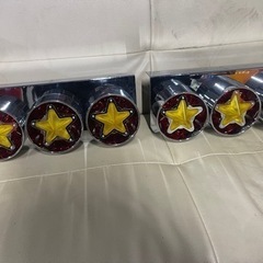 大型　中型トラック　社外テールランプ