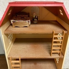 シルバニアファミリー　お家、家具付き❗️20日、21日限定❗️お...