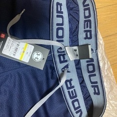 新品タグ付きアンダーアーマーパンツ値下げの画像