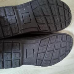 新品♦️超超超激安♦️スノーブーツお洒落♦️軽量で履きやすく動きやすい防水防寒♦️27㌢♦️状態良好♦️おすすめ♦️お値打ちにお譲り致します♦️他のフリマアプリにも載せて折りますのでお早めにどうぞの画像