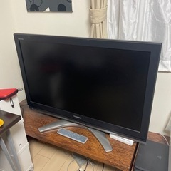 テレビ　液晶TV42インチ