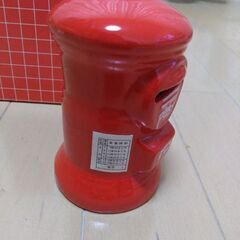 ポスト型貯金箱の画像