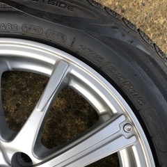 (値下げしました)175/65/15タイヤセットの画像