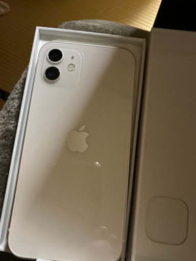 iPhone12 新品の未使用（ほぼ）