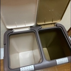 ゴミ箱の画像