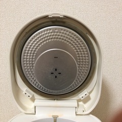 パナソニック炊飯器（3合炊き）の画像