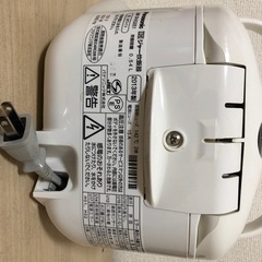 パナソニック炊飯器（3合炊き）の画像
