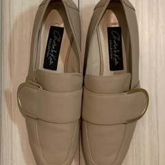 charles&keith パンプス　23.5サイズ売りますの画像