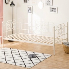 シングルベッド譲ります。