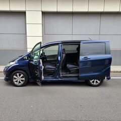 フリードＧエアロ　ジャストセレクション　Ｈ22　車検5年5月　走行82000キロ　純正ＨＤＤインターナビ＆地デジＴＶ＆フリップダウンモニター　カラーバックカメラ　ETC　両側パワースライド　純正エアロ　キセノン　3列シート7人乗り　の画像