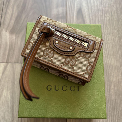 GUCCI折りたたみ財布