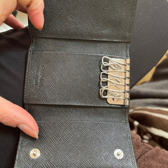 PRADAキーケースの画像