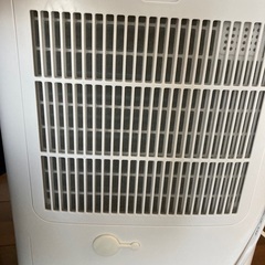 シャープ除湿機　2020年製の画像