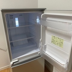 冷蔵庫　シャープ　2017年製の画像