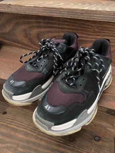 バレンシアガ　トリプルS