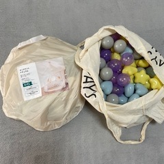 ニトリキッズテント　3coinsカラーボール
