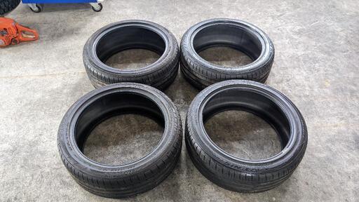 FALKEN　19インチ　タイヤ