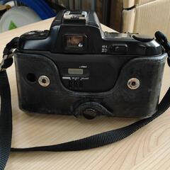 0320-019 Nikon F-601 バッテリー無しの画像