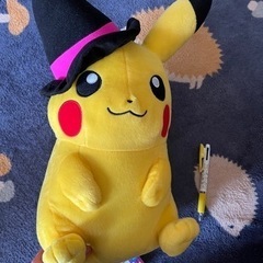 ピカチュウのめちゃでかぬいぐるみ