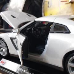日産のスカイラインGTRの画像