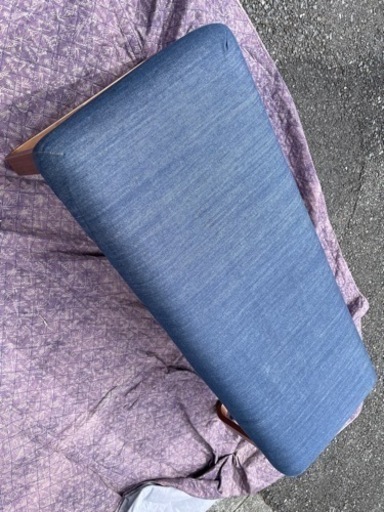 リビングでもダイニングでもつかえるベンチ　無印良品