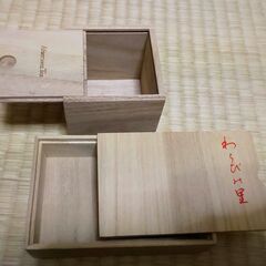 インテリア 飾り 向け 箱譲ります! アルミ缶 箱 ミッキー スティッチ スヌーピー Snoopy Mickey ポケモン Pokemonの画像