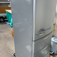 AQUA 冷凍冷蔵庫 ４ドア　355ℓ を格安での画像