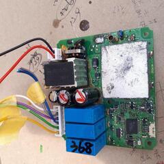 リモコン受信機　(KAAZ  農業用自走動噴)