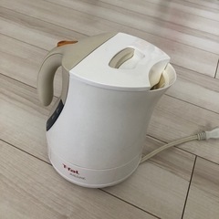 T-fal ティファール　電気ポットの画像