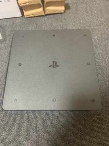 【ほぼ新品】PS4 CUH-2200A B01 500GB