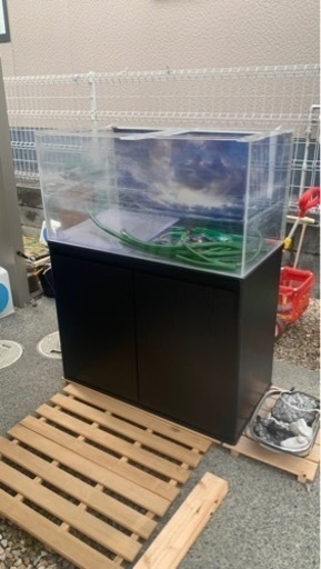 900アクリル水槽　水槽台　クーラー　殺菌灯　濾過フィルター等