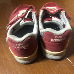 ニューバランス17センチの画像