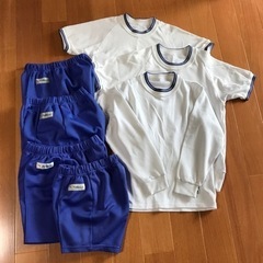 値下げしました！小学生　体操服　RED SWALLOW  男子用