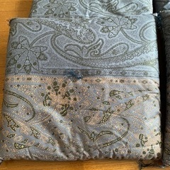 ☆未使用品☆座布団をお譲りします