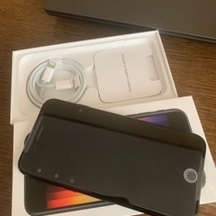 iPhone se 128GB 第3世代　SIMフリー