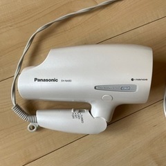 シャープ　ドライヤー　2011年製