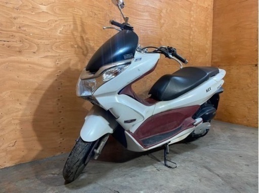 ★お支払い総額10.8万円★ ホンダ PCX125 リアタイヤ新品！ フロントブレーキパッド新品！ 社外マフラー♪ 低燃費！通勤通学にオススメ♪ 関東圏内即日配送可能です！