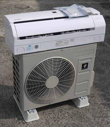 極美品 シャープ ルームエアコン AY-L22S-w 2021年 2.2kw 冷房 6～9畳 暖房 6～7畳 プラズマクラスタ−7000搭載 無線LAN機能内蔵