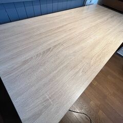 【引渡済】電源タップ付き 作業テーブル アイアン脚 幅180cm×奥行80cm×高70cmの画像