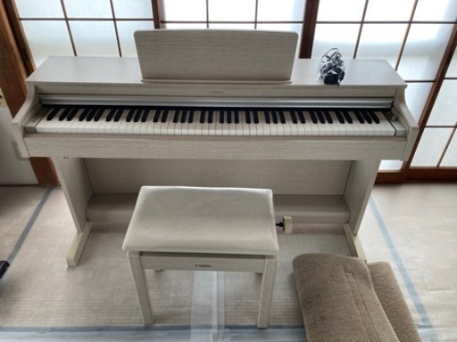 美品　YAMAHA 電子ピアノ 2017年製　YDP-163WA