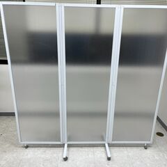 【4月6日まで！】美品・現金可・折りたたみパーテーション キャスター付き　自立式 幅1800×高さ1800mm 移動式 の画像